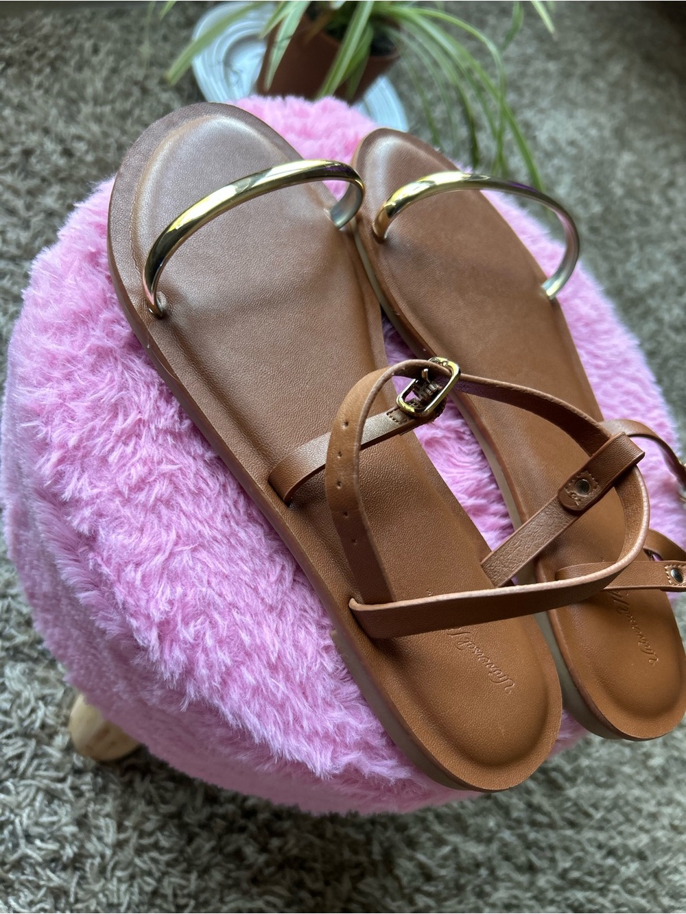 Universal Thread Brown Sandal with Gold Toe Bar